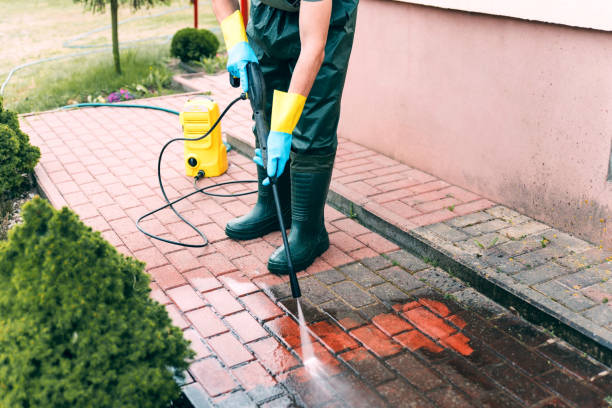 Best Playground Equipment Cleaning  in Mbria, CA